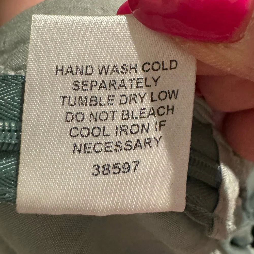 Sugarlips Tropical Print Belted Jumpsuit, Size Small, NWT - Picture 9 of 10